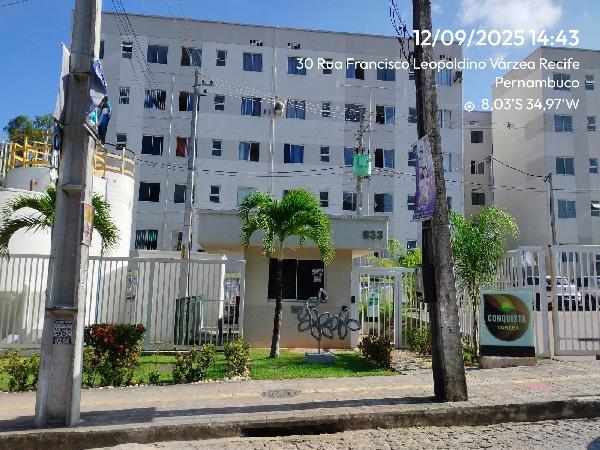 Apartamento no Várzea