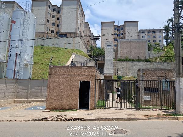 Apartamento no Cond Portal Cantareira