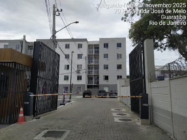 Apartamento no Res Carioca Park Ii